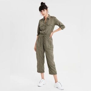 American Eagle Women's One Piece Outfit Workwear Jumpsuit Army Green Size Medium